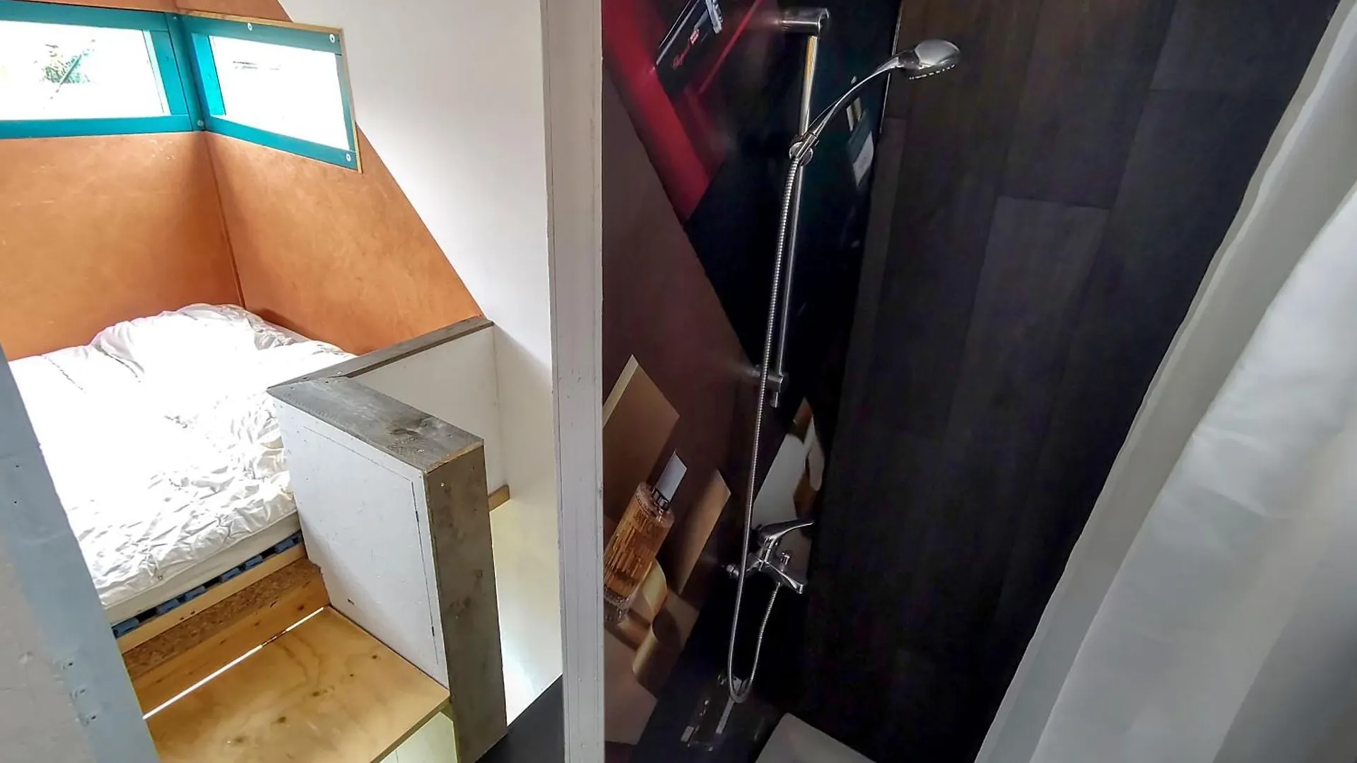 Tiny Hotel Rotterdam 0*,